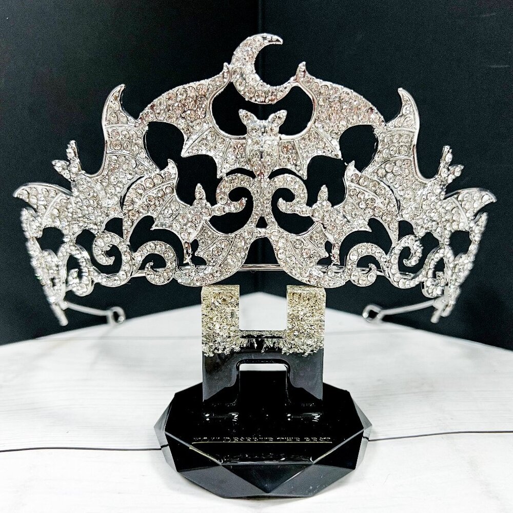 Vampire Bat Crown, Crystal crown, Witch crown, Evil queen crown, Silver crown - Picture 3 of 9